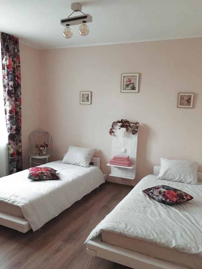 Kara Apartman Odorheiu Secuiesc Exterior photo